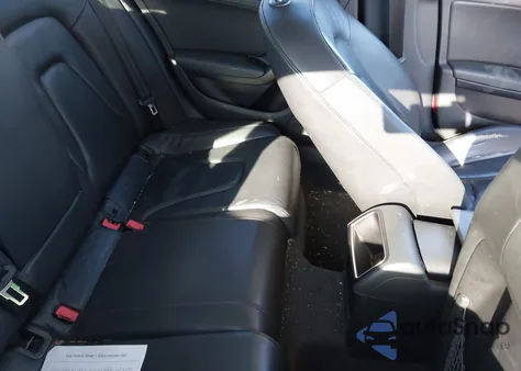 2009 Audi A4 2.0T Premium z USA, uszkodzony, nr VIN WAULF78KX9N042148